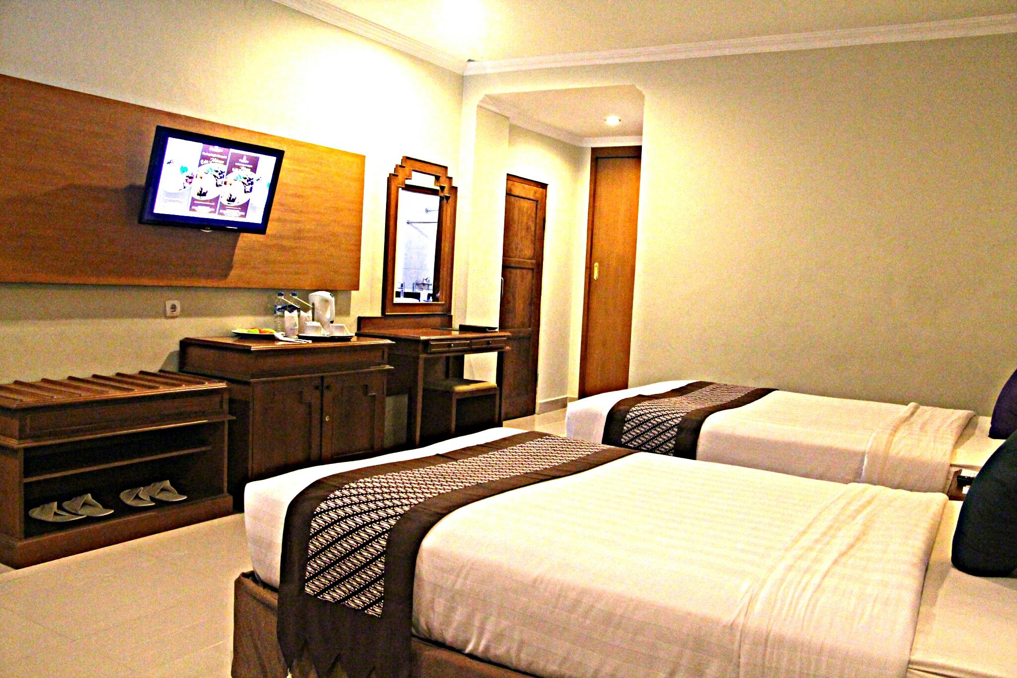 Cakra Kembang Hotel Kejayan Eksteriør billede