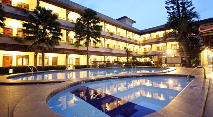 Cakra Kembang Hotel Kejayan Eksteriør billede
