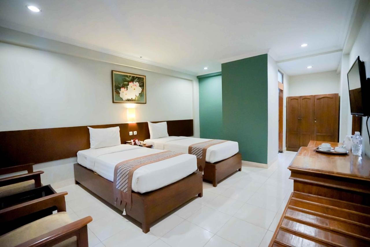 Cakra Kembang Hotel Kejayan Eksteriør billede