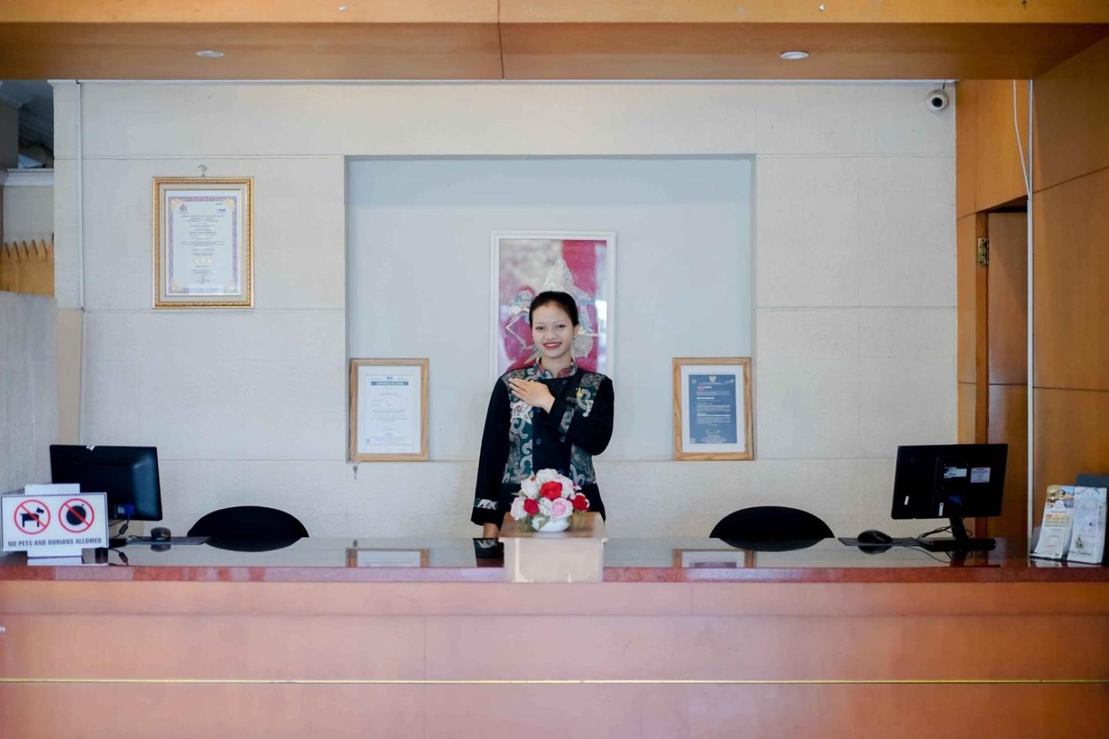 Cakra Kembang Hotel Kejayan Eksteriør billede