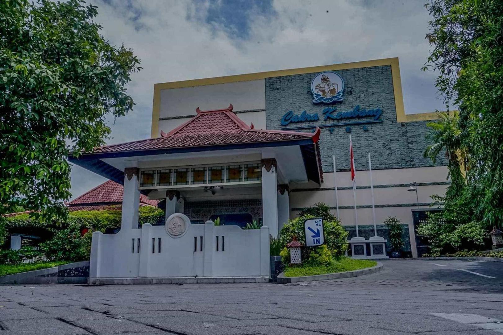 Cakra Kembang Hotel Kejayan Eksteriør billede