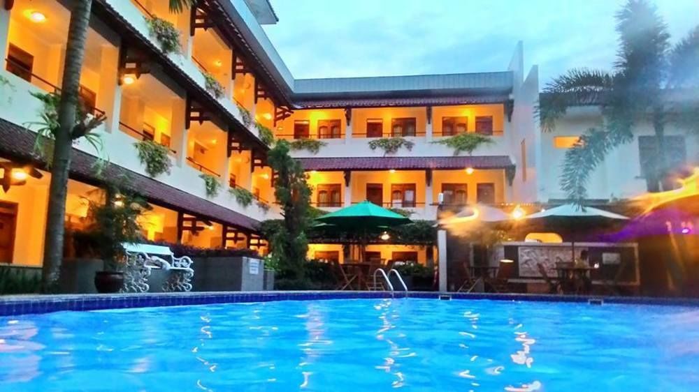 Cakra Kembang Hotel Kejayan Eksteriør billede