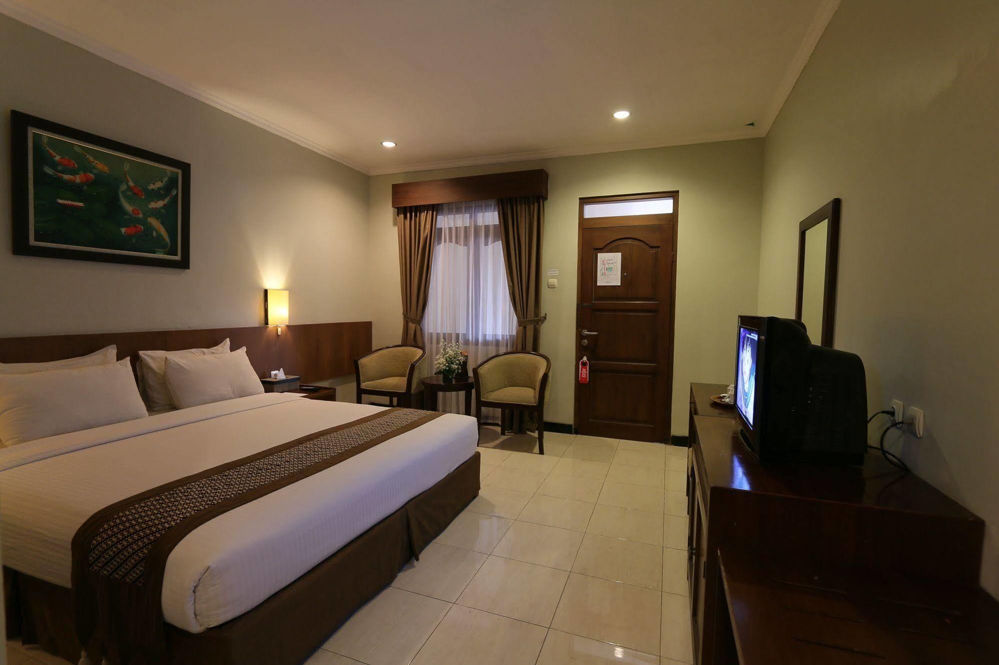 Cakra Kembang Hotel Kejayan Eksteriør billede