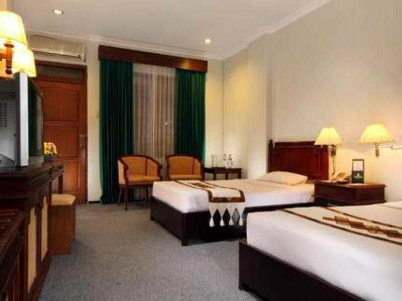 Cakra Kembang Hotel Kejayan Eksteriør billede
