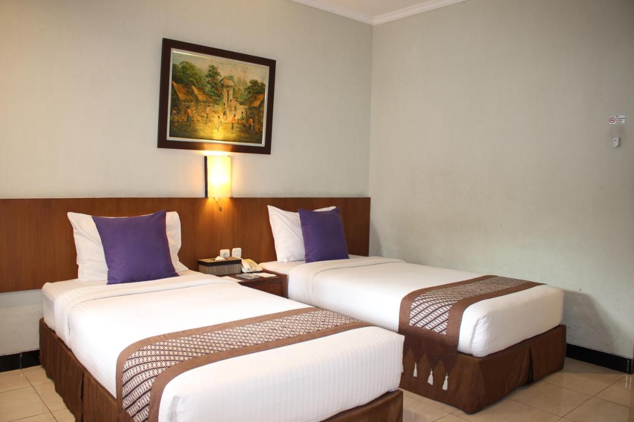 Cakra Kembang Hotel Kejayan Eksteriør billede